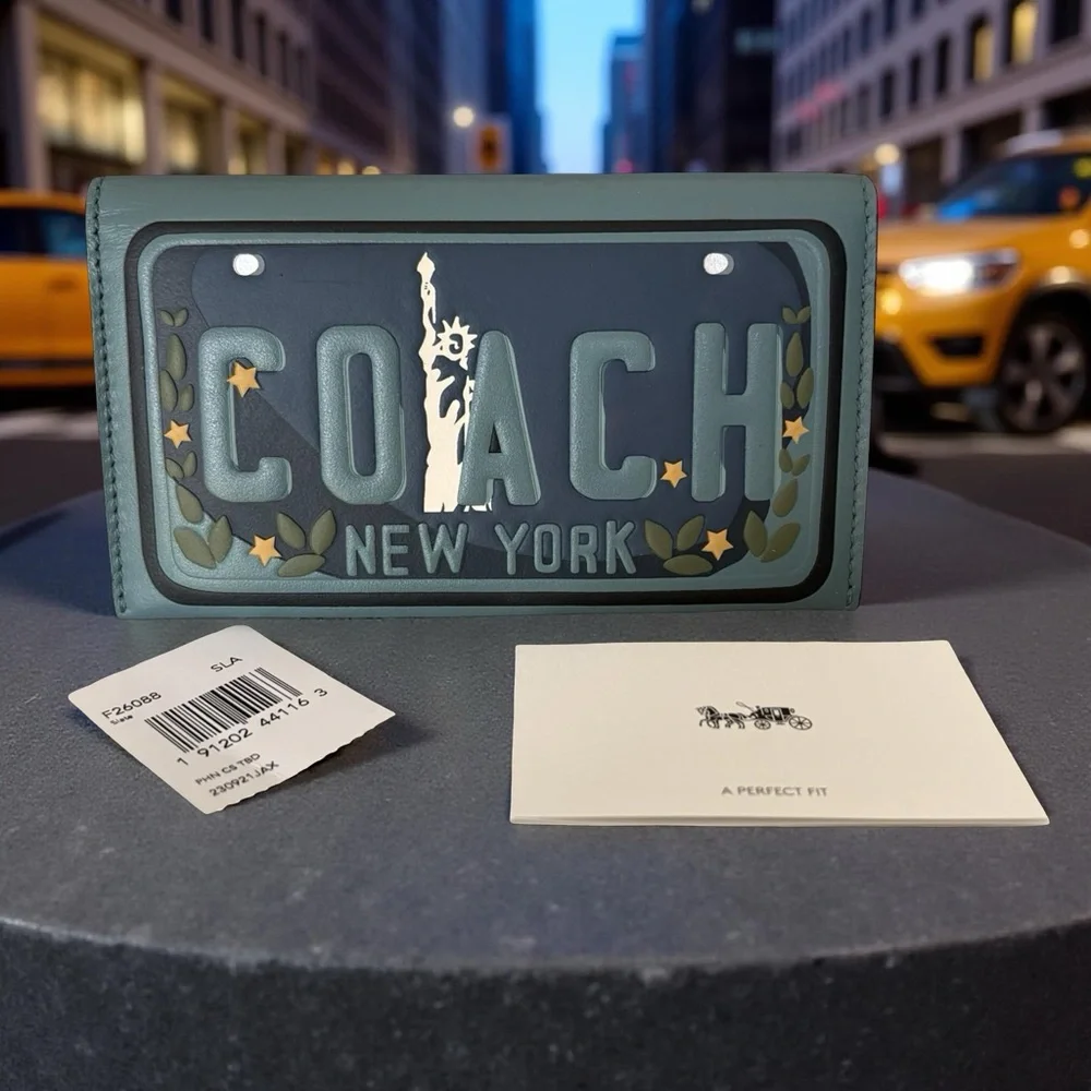 NWT Rare Coach NYC Ltd Ed License Plate Wallet Puffy Phone Case Clutch | F26088 - Picture 16 of 16